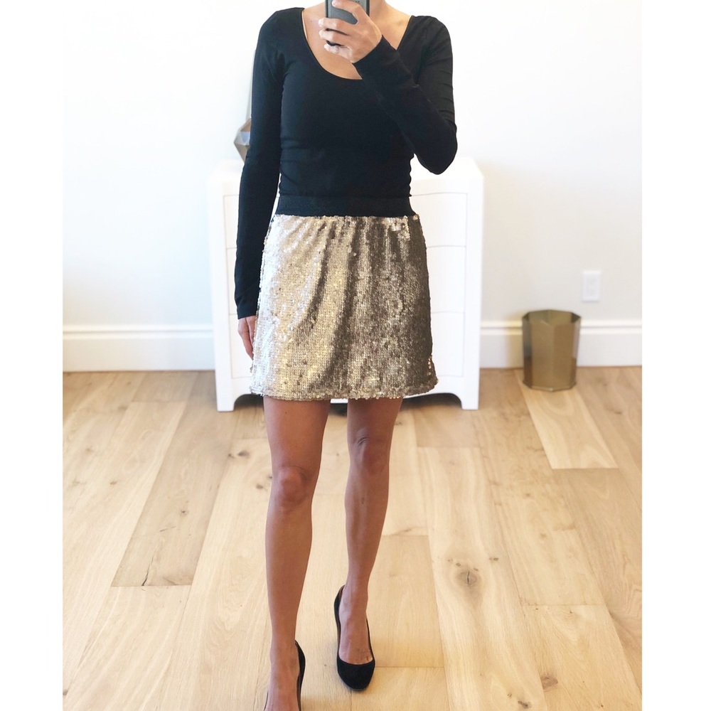 RENO Gold Sequin Mini Skirt NYE - Picture 7 of 8